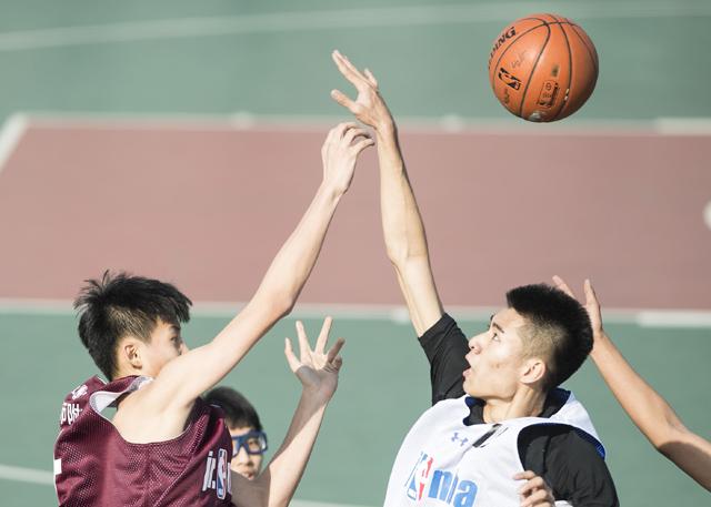 亚洲第一免费播放区