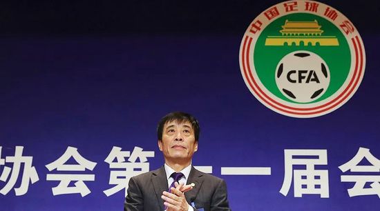 免费国产成人